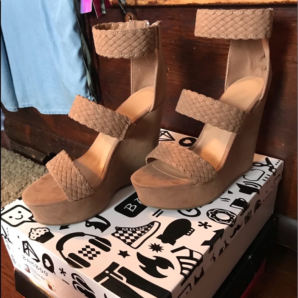 Wedge sandals